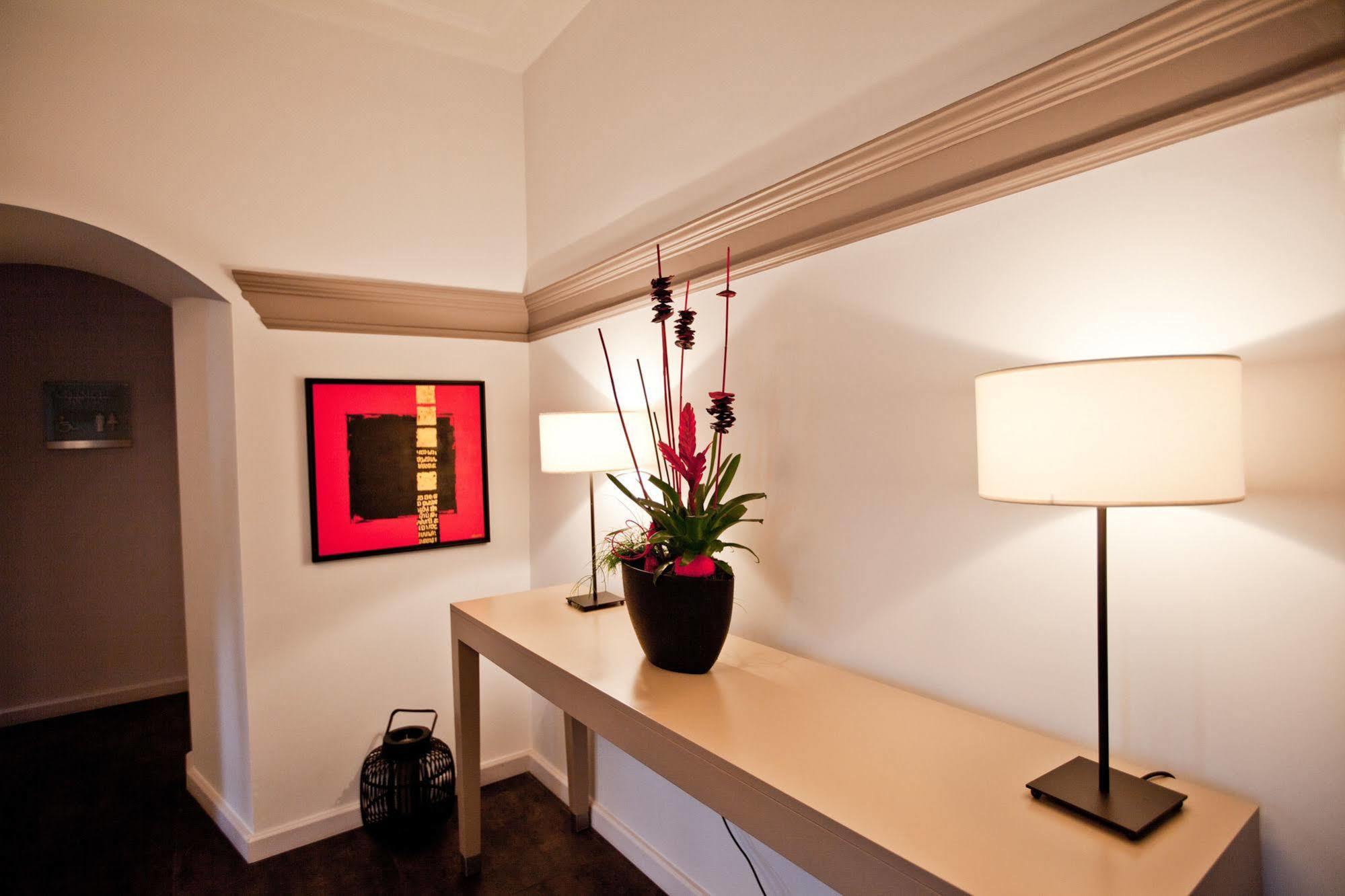 Hostellerie Le Petit Manoir Морж Экстерьер фото